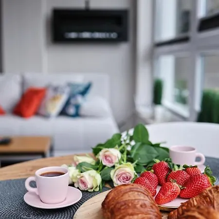 Keller K12 - Taras Z Widokiem Na Wylacznosc I Klimatyzacja Gratis Apartamento