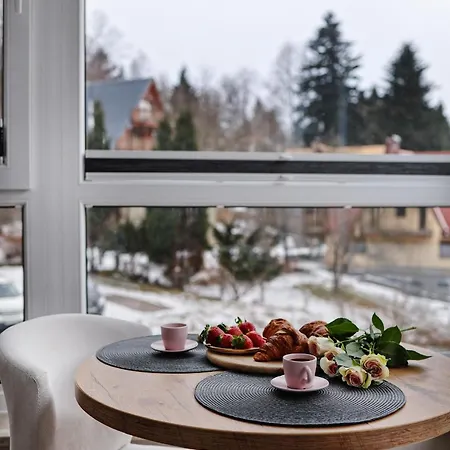 Keller K12 - Taras Z Widokiem Na Wylacznosc I Klimatyzacja Gratis Porąbka